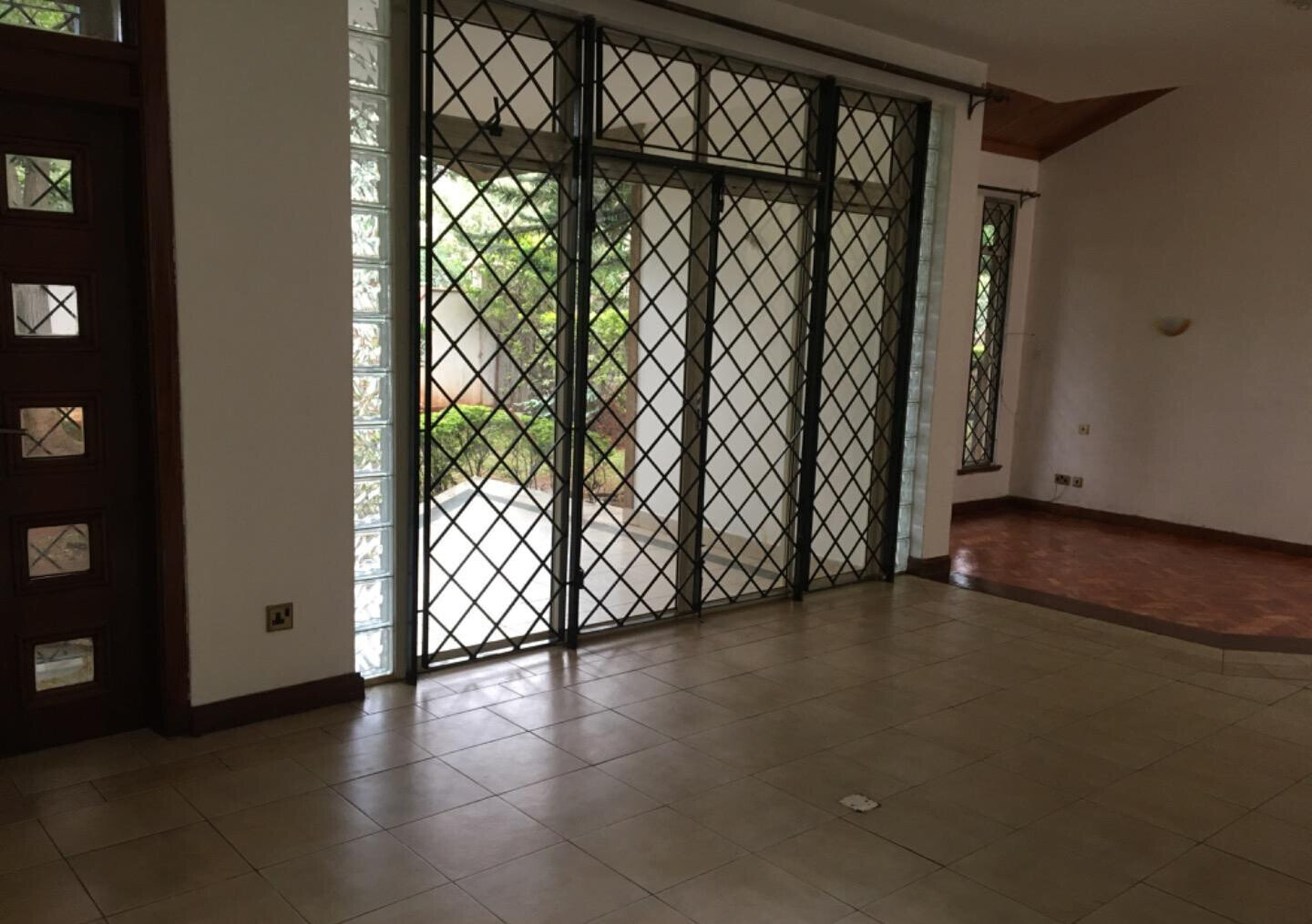 Sunken Living Room Townhouse with Garden & Study - Kilimani