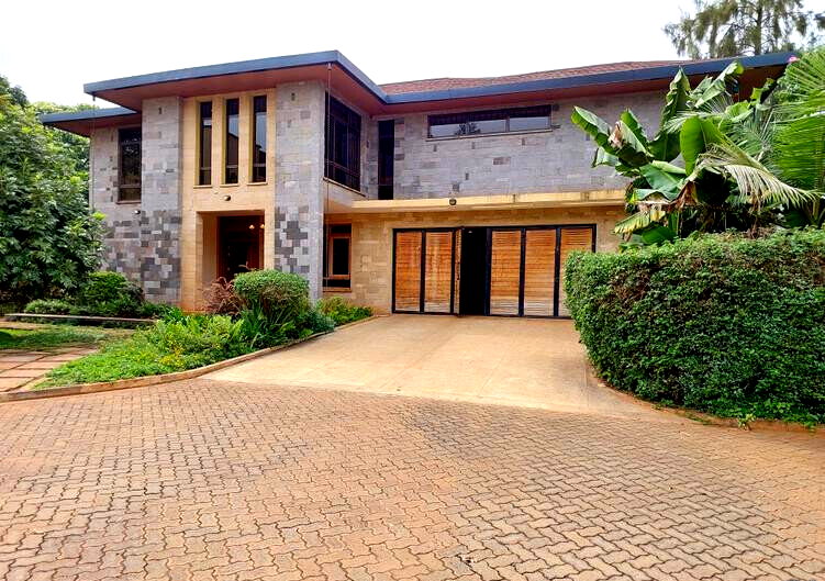 1/2 Acre 5BR Haven at KSh 450K