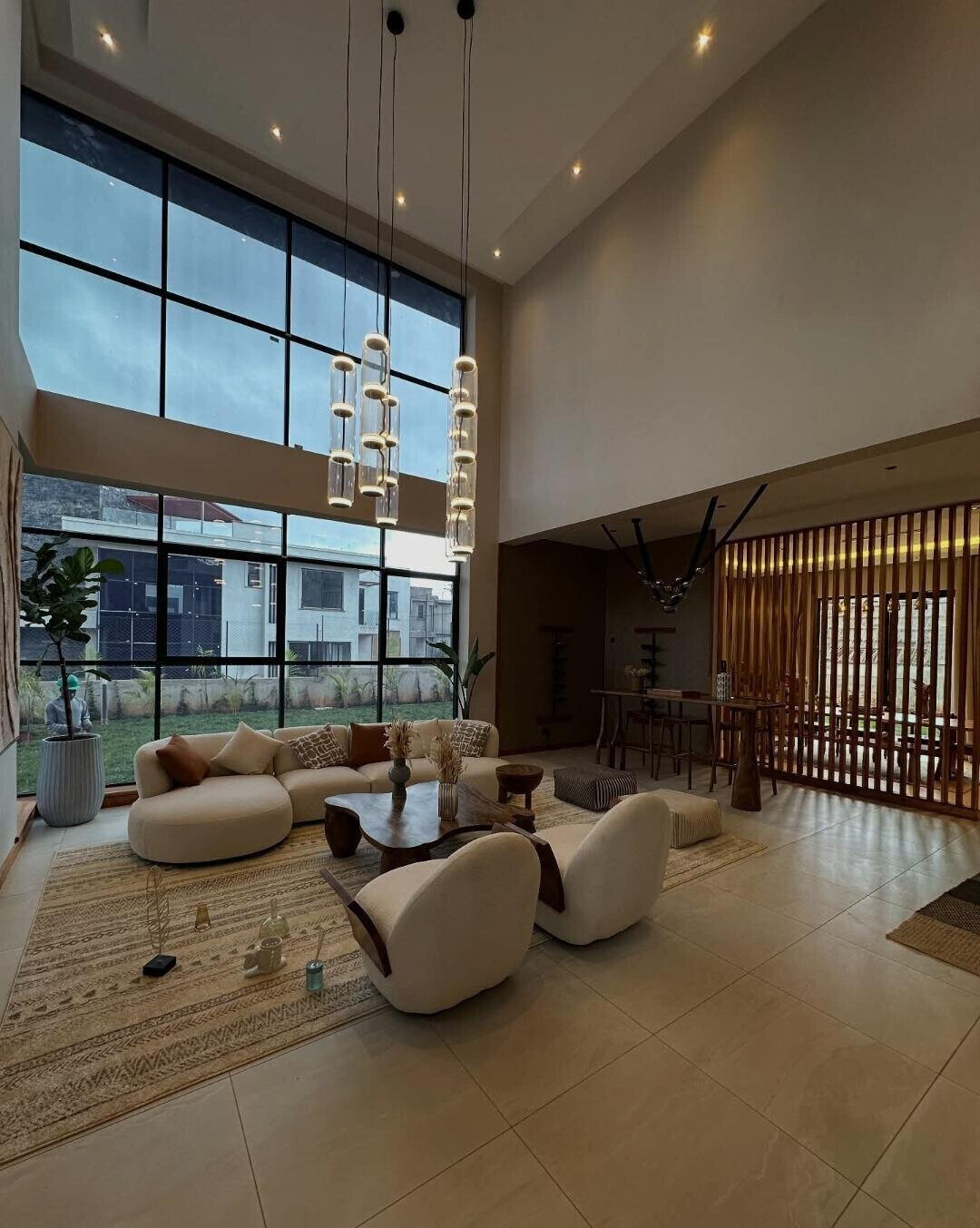 4-Bed Luxury Villa with DSQ & Clubhouse Pool - Loresho
