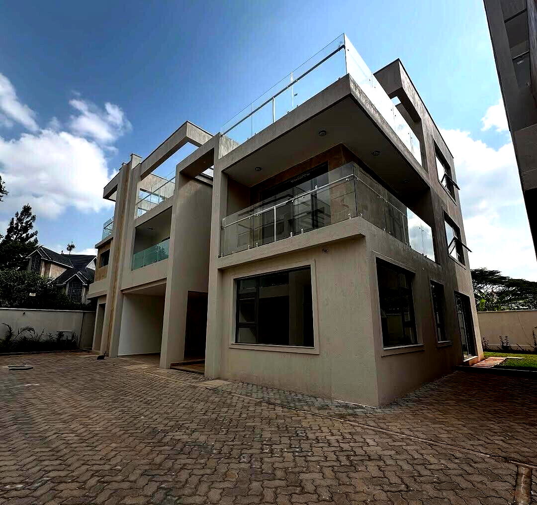 6-Ensuite Townhouse with Rooftop Terrace & Borehole - Lavington