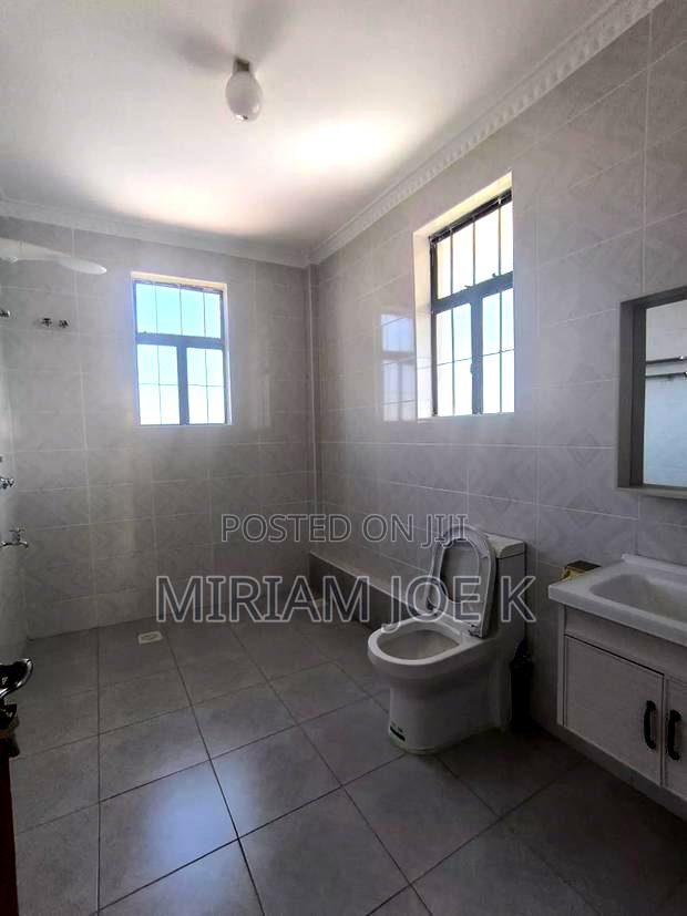 4bdrm Bungalow in Mugutha, Ruiru for sale