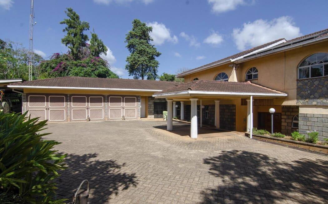 6-Bed Townhouse with Pool on 0.75 Acres - Gigiri