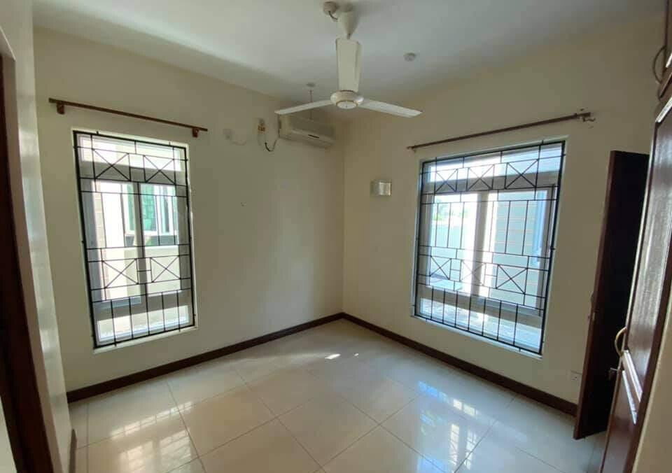 5BR All-Ensuite Townhouse with Pool & Study - Nyali
