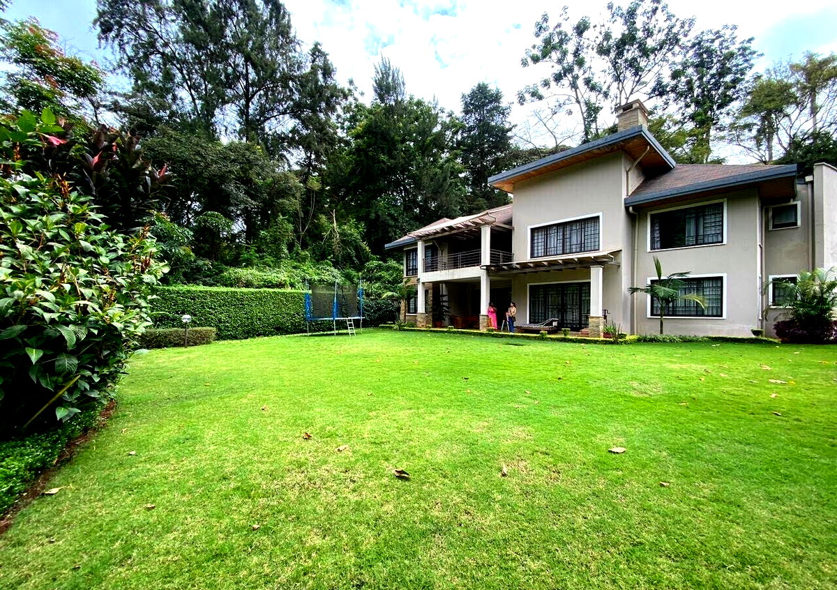 4 En-Suite Townhouse with Sunken Lounge & Gazebo - Kitisuru