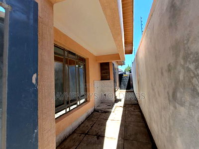 3bdrm Bungalow in Ruiru for sale - Image 6