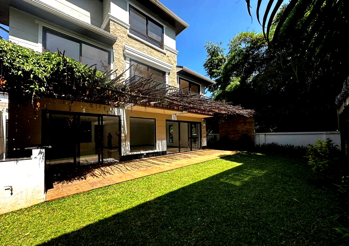4-Ensuite Townhouse with Karura Views & Backup Power - Spring Valley
