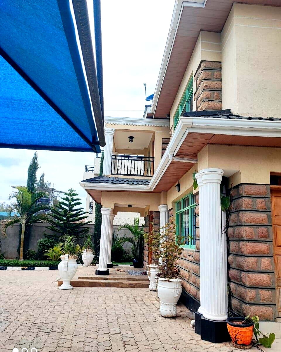 5BR All-Ensuite Townhouse with Study Room - Kitengela