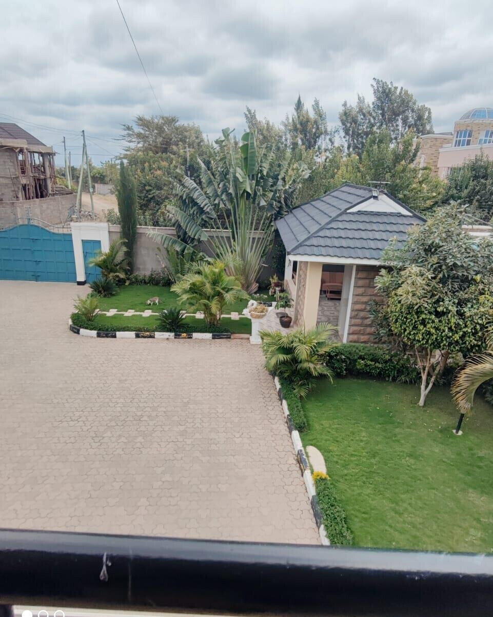 5BR All-Ensuite Townhouse with Study Room - Kitengela