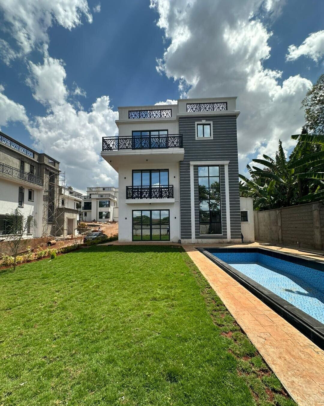 New 5-Bed Townhouse with Private Pool & 1-Acre Compound - Lavington