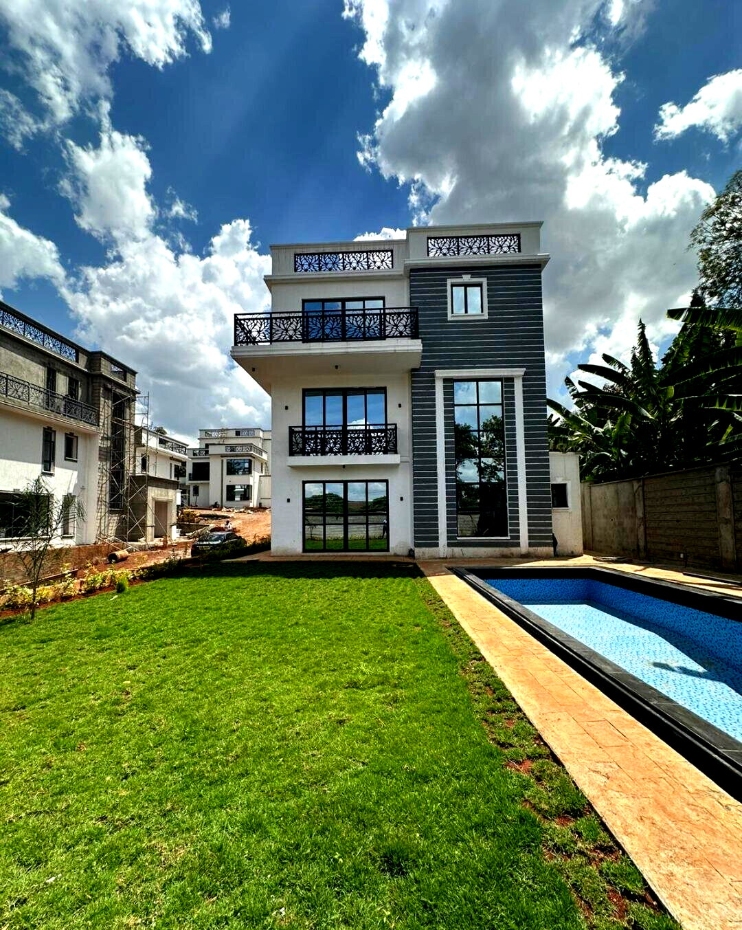 New 5-Bed Townhouse with Private Pool & 1-Acre Compound - Lavington