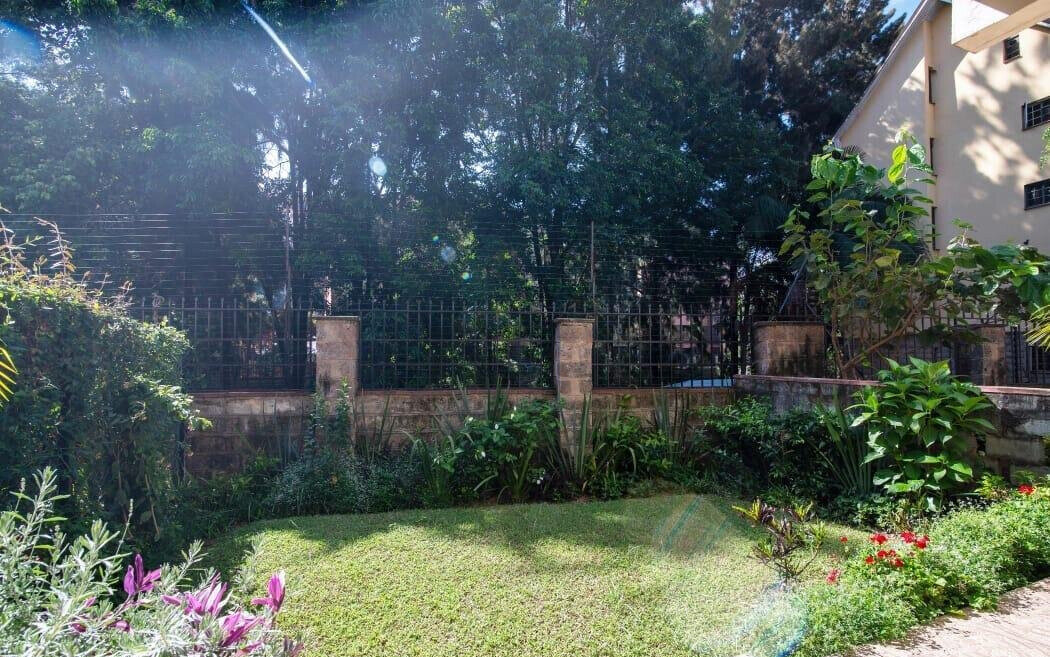 Parquet-Floored 4BR Townhouse with Guest Cloakroom - Kilimani