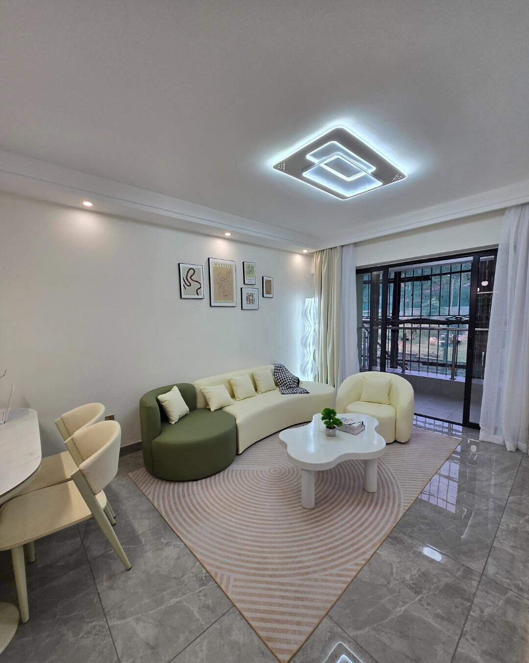1BR Plus Study with Pool & Gym - Crescent Residency, Kileleshwa