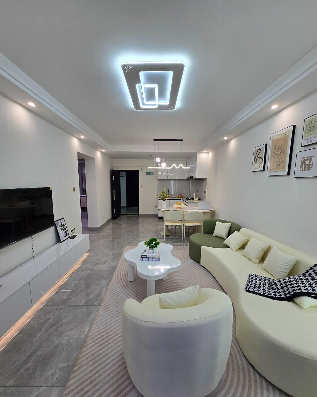 1BR Plus Study with Pool & Gym - Crescent Residency, Kileleshwa