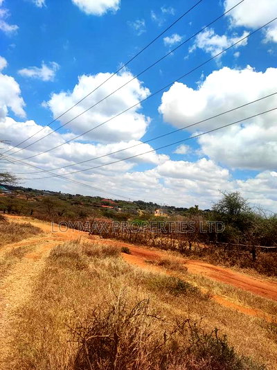 2 Acres on Quick Sale in Kajiado Town 1.3km From the Tarmac. - Image 9
