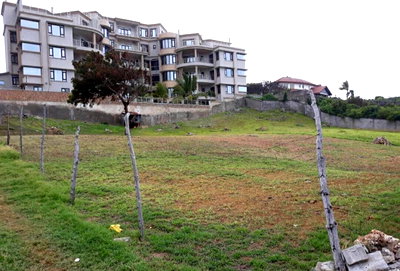 1/2 Acre Beachfront Plot at KSh 100M