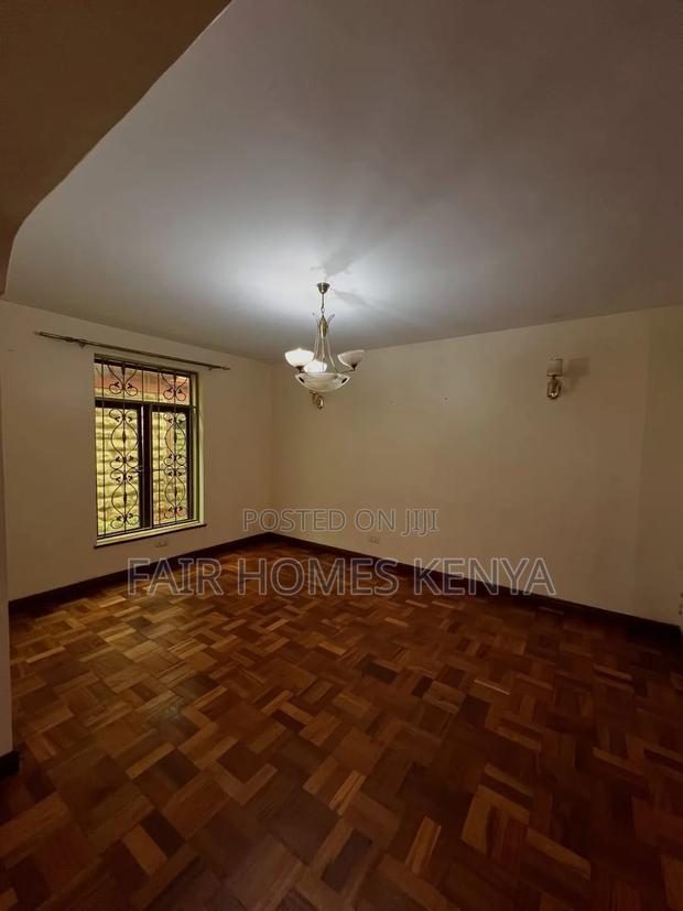 5bdrm Townhouse / Terrace in Othaya Road, Lavington for rent