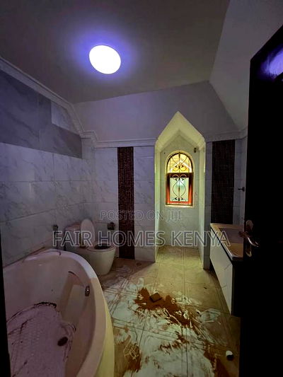 5bdrm Townhouse / Terrace in Othaya Road, Lavington for rent - Image 11