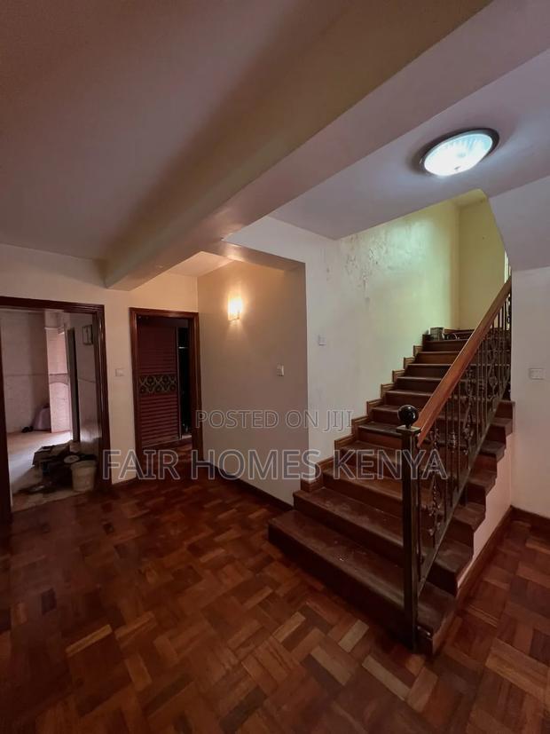 5bdrm Townhouse / Terrace in Othaya Road, Lavington for rent