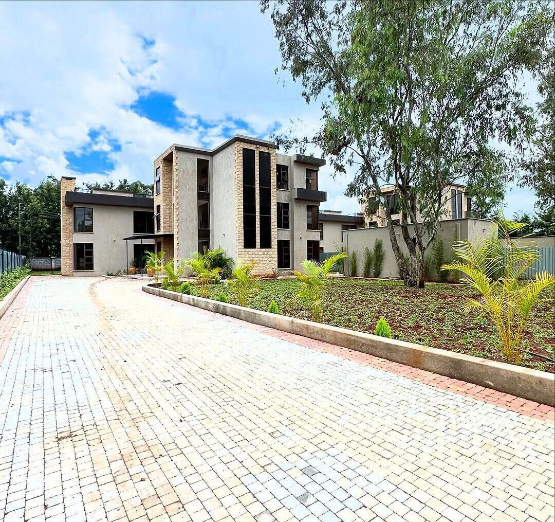 5-Ensuite Townhouse with Gym & Study – Private Gated Community, Karen