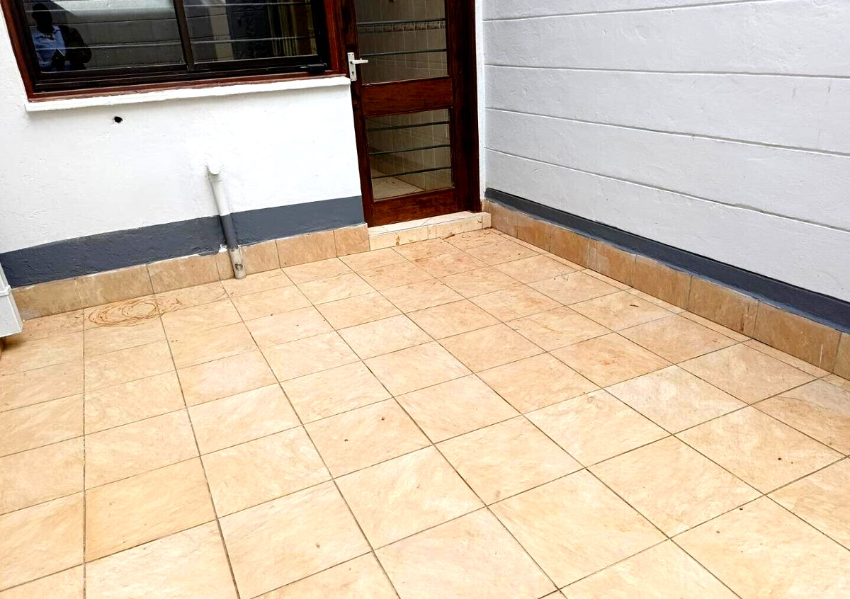 4BR Townhouse with Fireplace & Jacuzzi - Kilimani