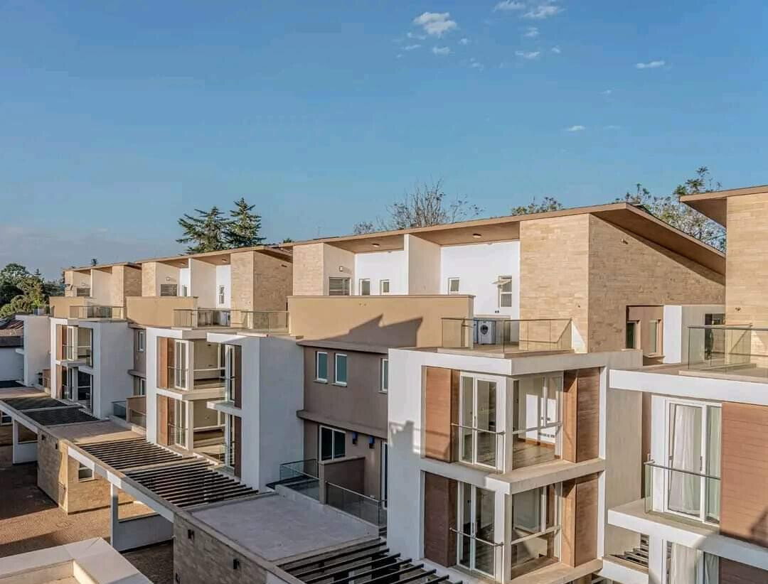 4-Ensuite Townhouse with Pool & Gym in Gated Estate - Lavington