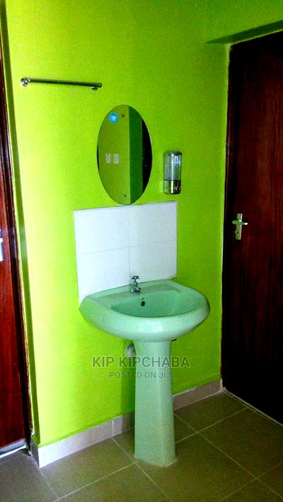 Furnished 4bdrm Bungalow in Elgonview for Sale - Image 15