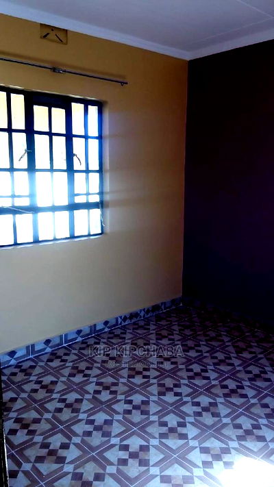 Furnished 4bdrm Bungalow in Elgonview for Sale - Image 4