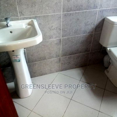 5bdrm Townhouse in Hardy for Rent - Image 19