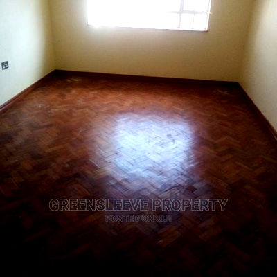 5bdrm Townhouse in Hardy for Rent - Image 9