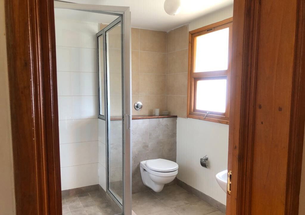 5-Bed Split-Level Townhouse with Lake View & Clubhouse – Karen