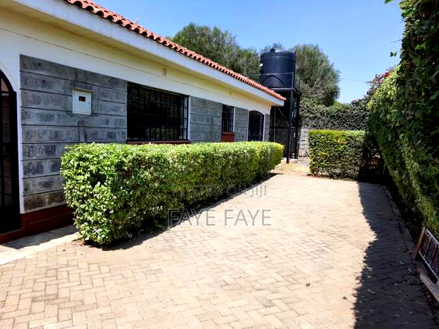 3bdrm Bungalow in Syokimau for sale