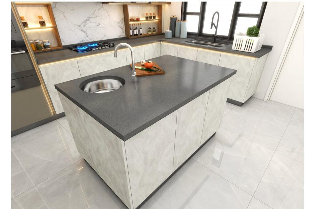 4BR Townhouse with Pool, Gym & Rooftop Terrace - Kitisuru