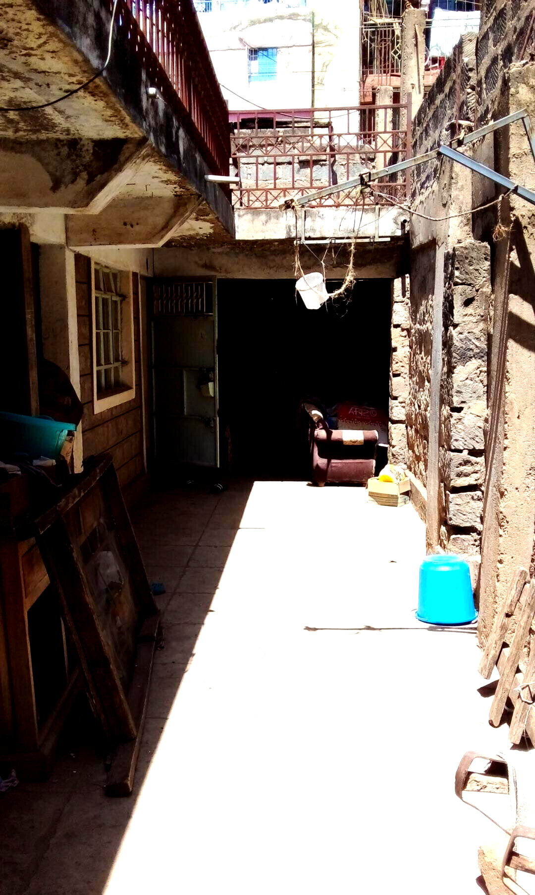 KSh 15M Plot with Parking in Kasarani