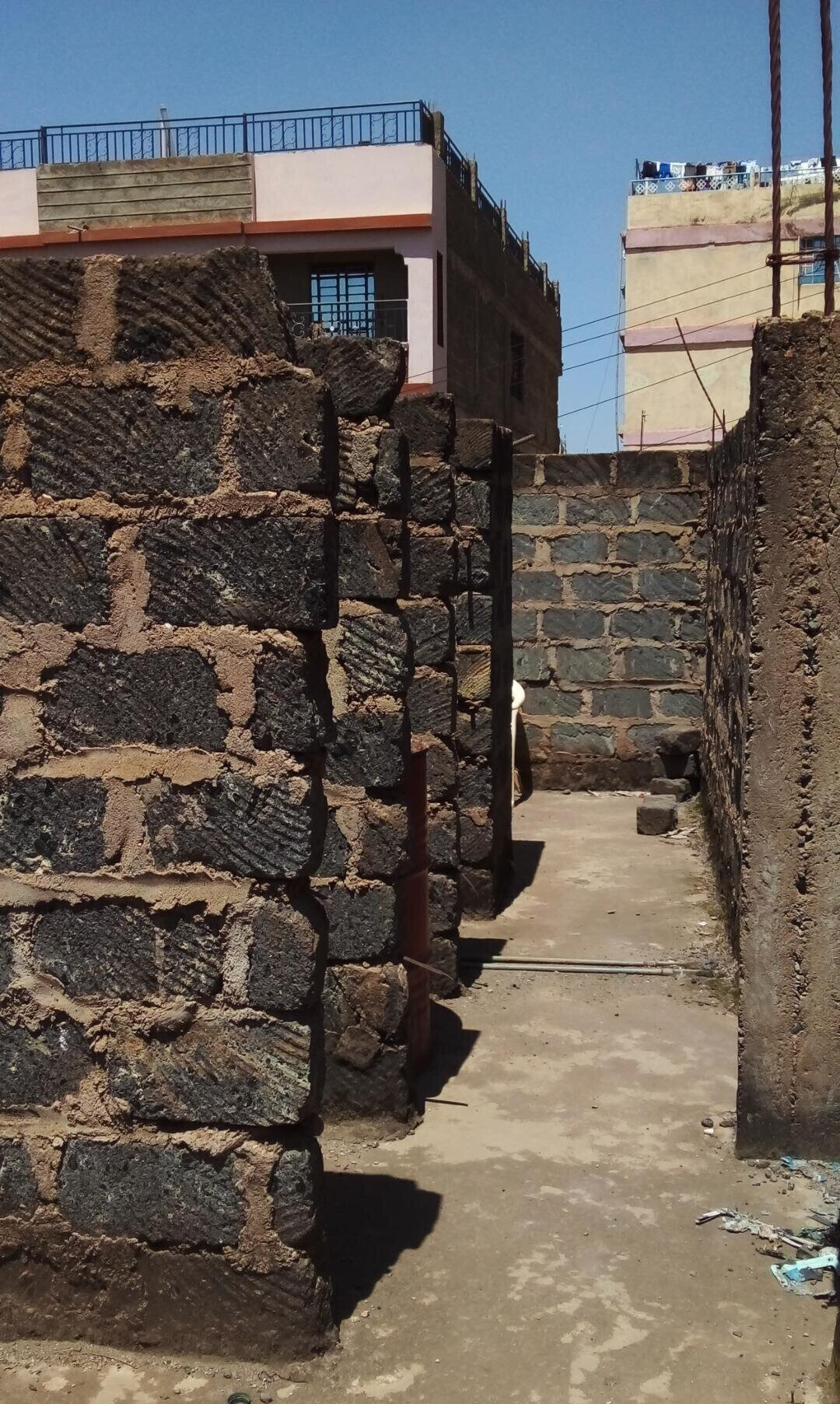 KSh 15M Plot with Parking in Kasarani