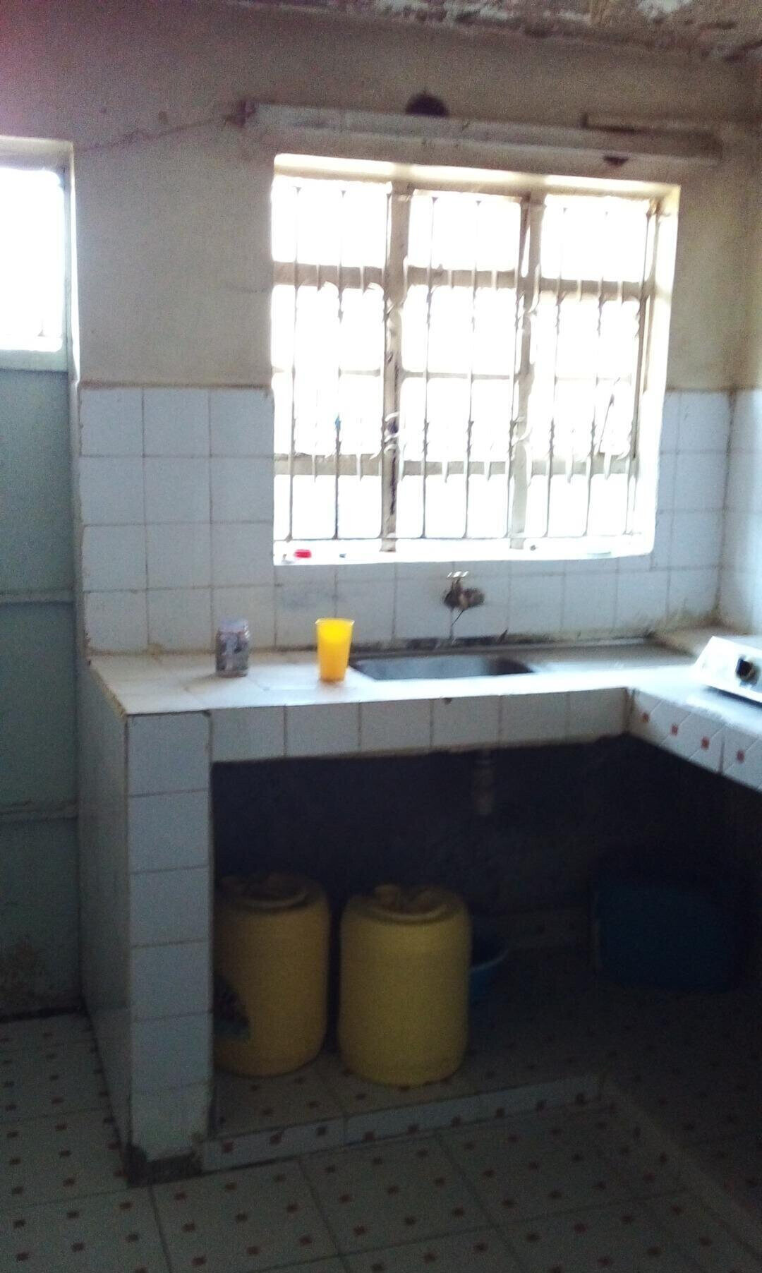 KSh 15M Plot with Parking in Kasarani