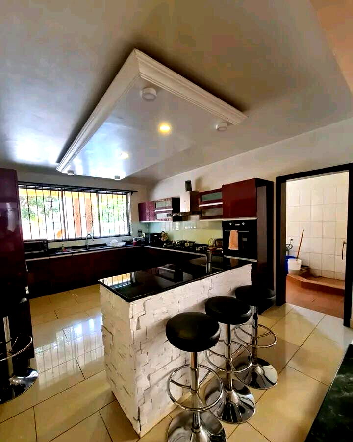5-Ensuite Townhouse with Inverter & Borehole - Brookside Gated Community