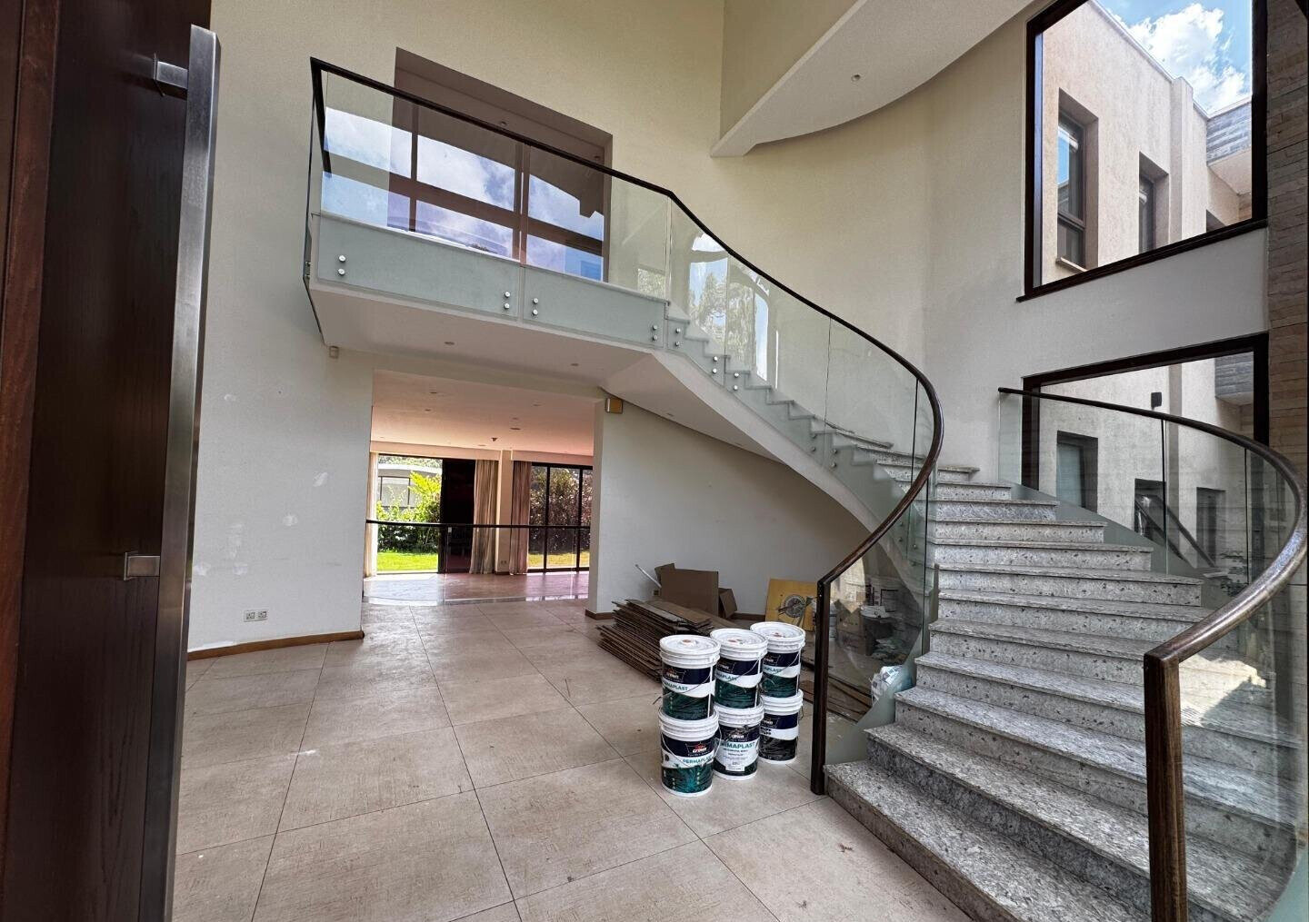 Half-Acre Townhouse with Sunken Lounge & Study - Lower Kabete