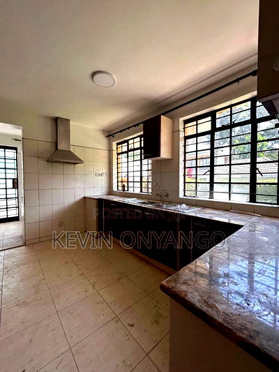 5bdrm Townhouse / Terrace in Lavington for rent - Image 13