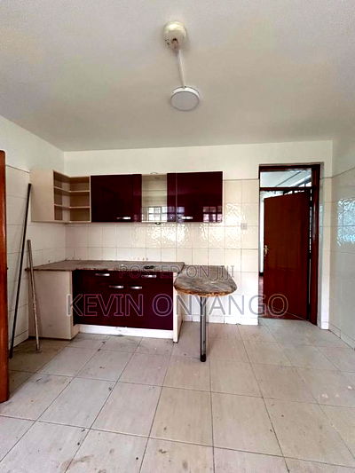 5bdrm Townhouse / Terrace in Lavington for rent - Image 11