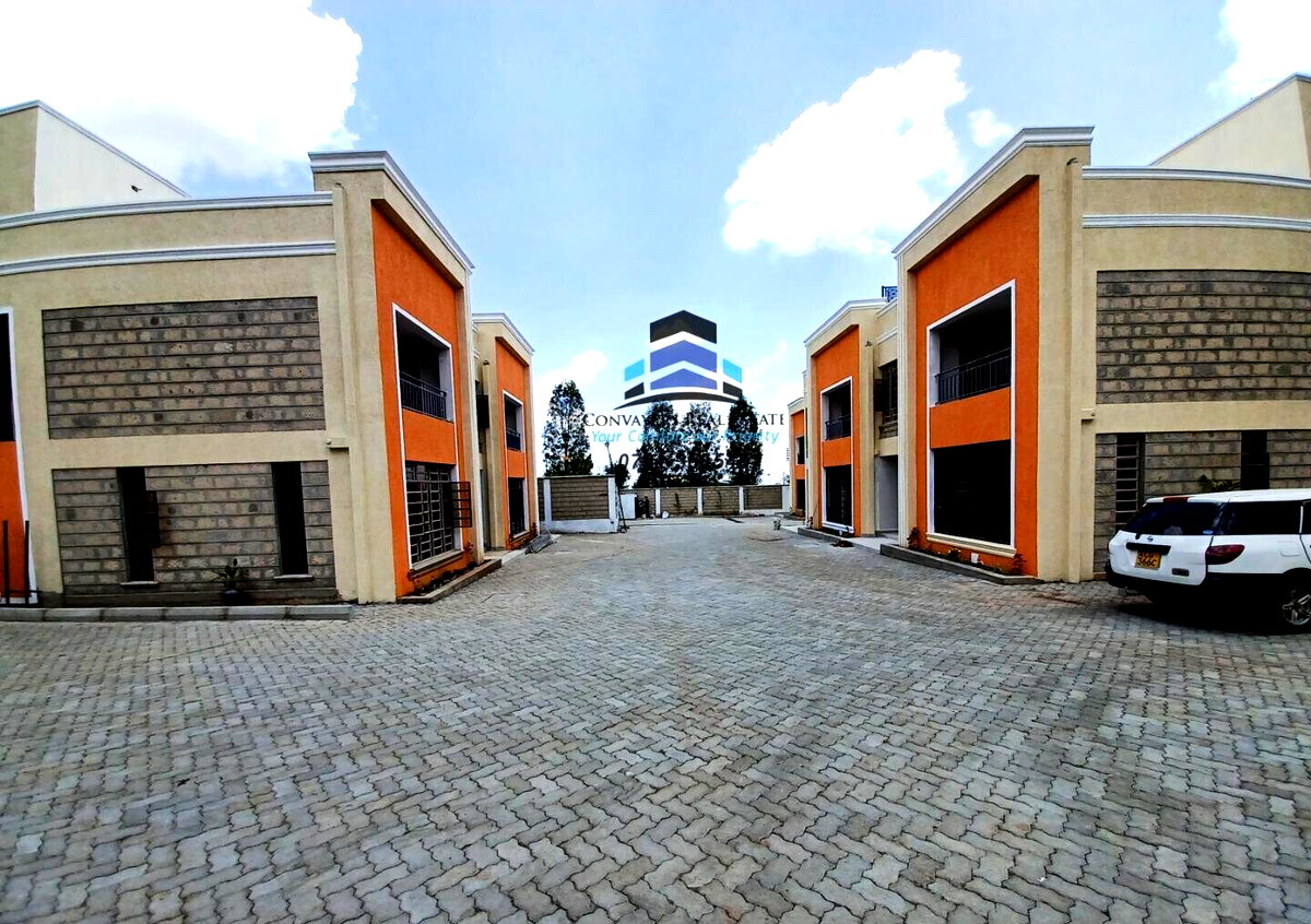 3BR Townhouse with Rooftop Terrace & Solar Water - Ngong