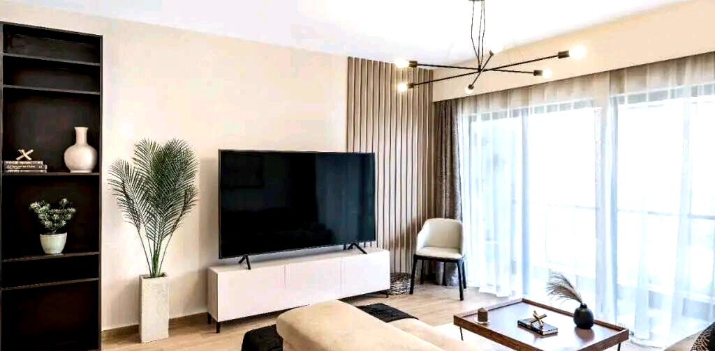 2BR Apartment with Pool & National Park View - South C