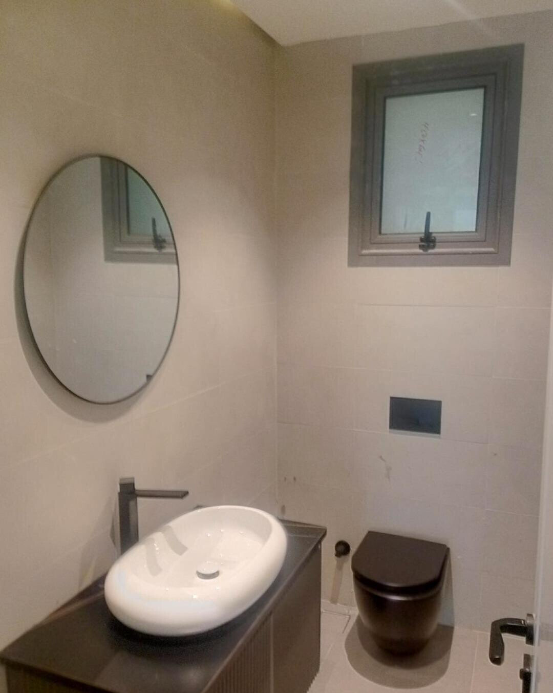 Brand-New 5-Ensuite Townhouse with Private Garden & Backup Power - Lavington