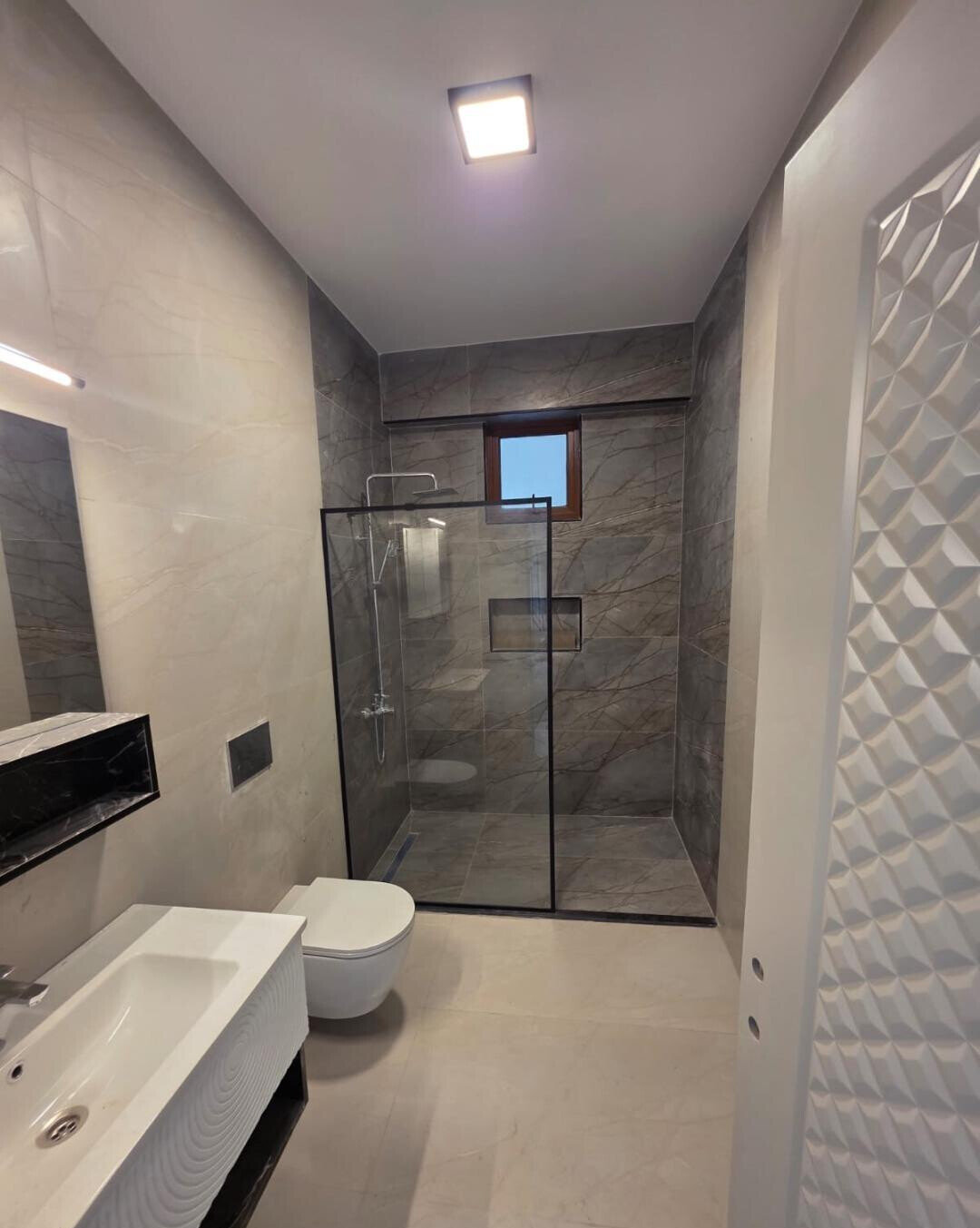 3BR with DSQ & Pool Near Nyali Golf Club - Mombasa
