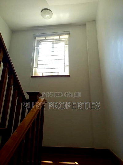 6bdrm Townhouse / Terrace in Lavington for rent - Image 18