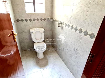 3bdrm Apartment in Kilimani for sale - Image 8