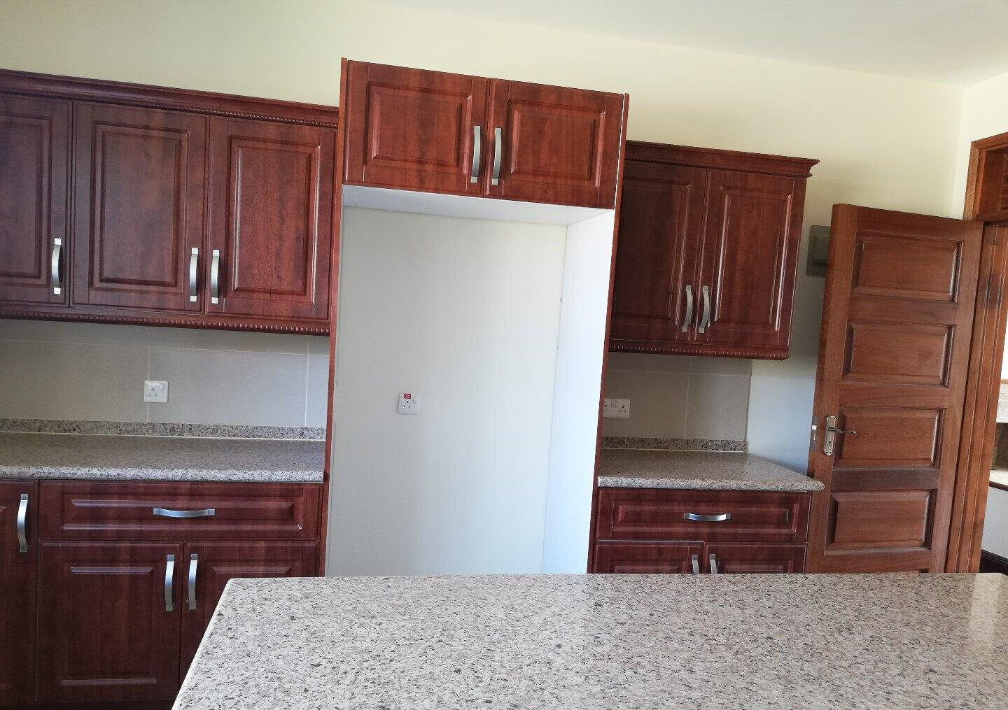 5-Ensuite Villa with Jacuzzi & Clubhouse – Karen