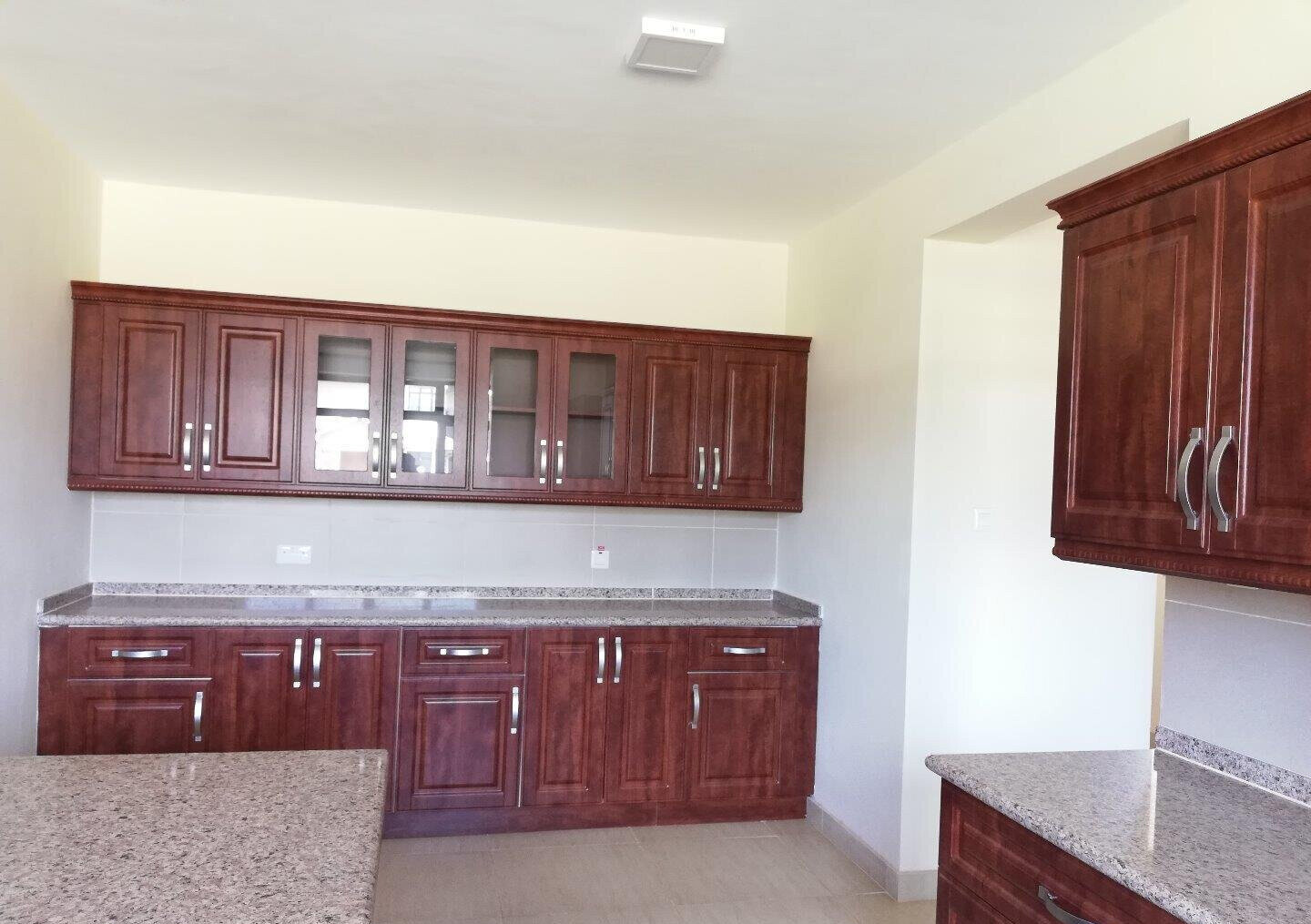 5-Ensuite Villa with Jacuzzi & Clubhouse – Karen
