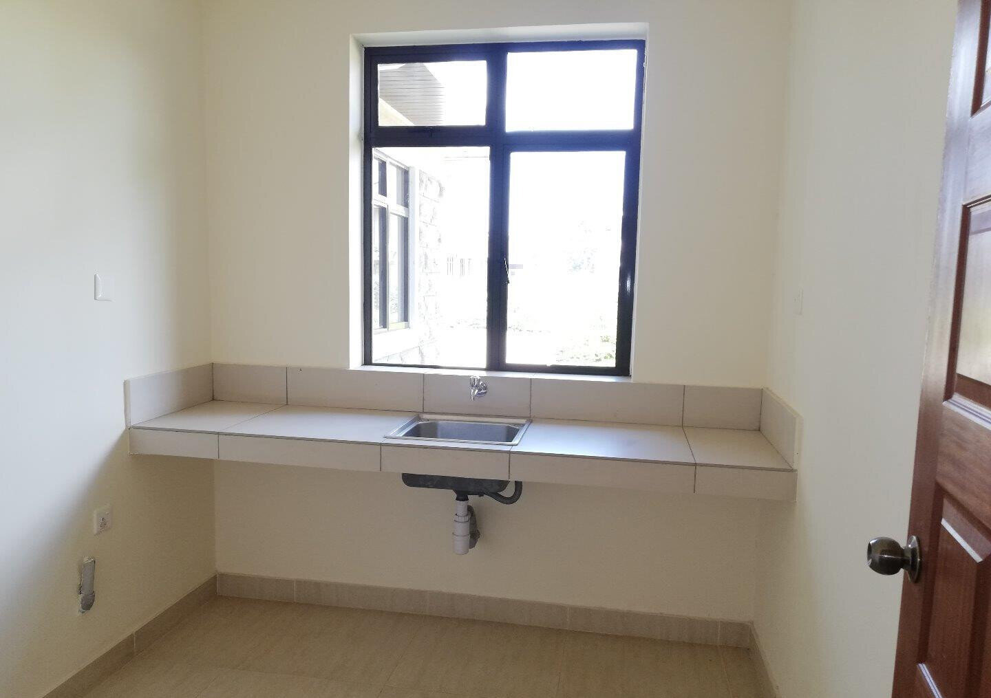5-Ensuite Villa with Jacuzzi & Clubhouse – Karen