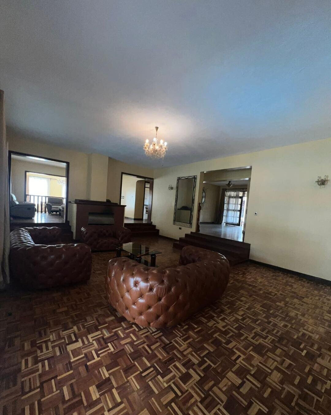 5BR Ambassadorial Home with Garden