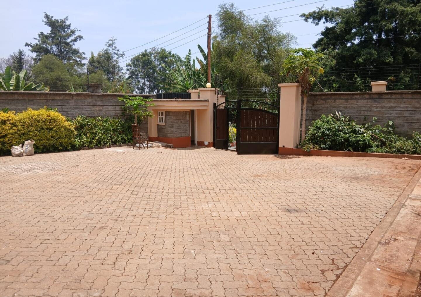 50x100 Plot 4BR Haven at KSh 350K